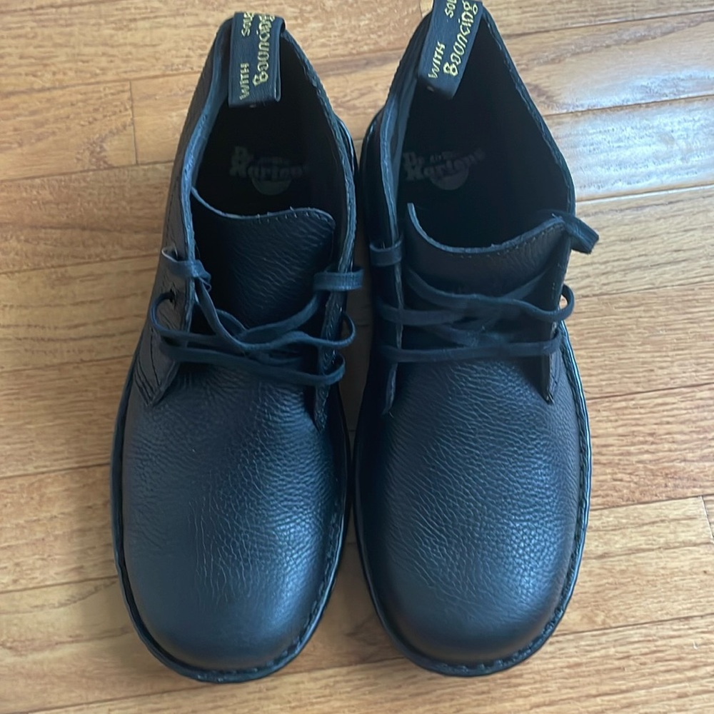 Dr. Martens Sussex Bear Track Chukka Boots Slip Resistant Black Unisex Men Sz 10